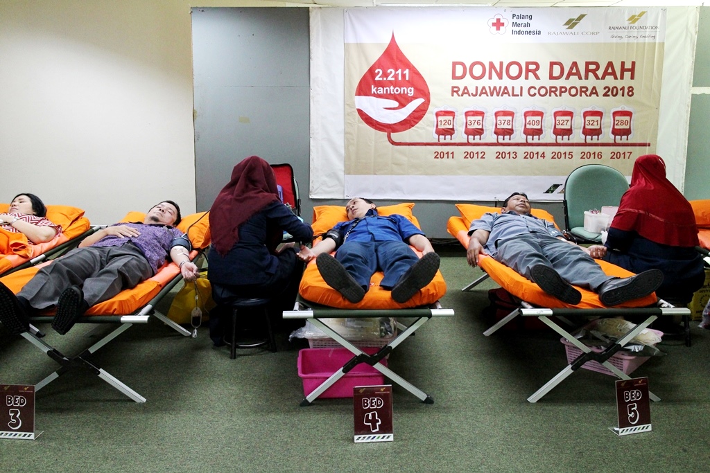 0123 Donor Darah Rajawali Corpora – Januari 2018